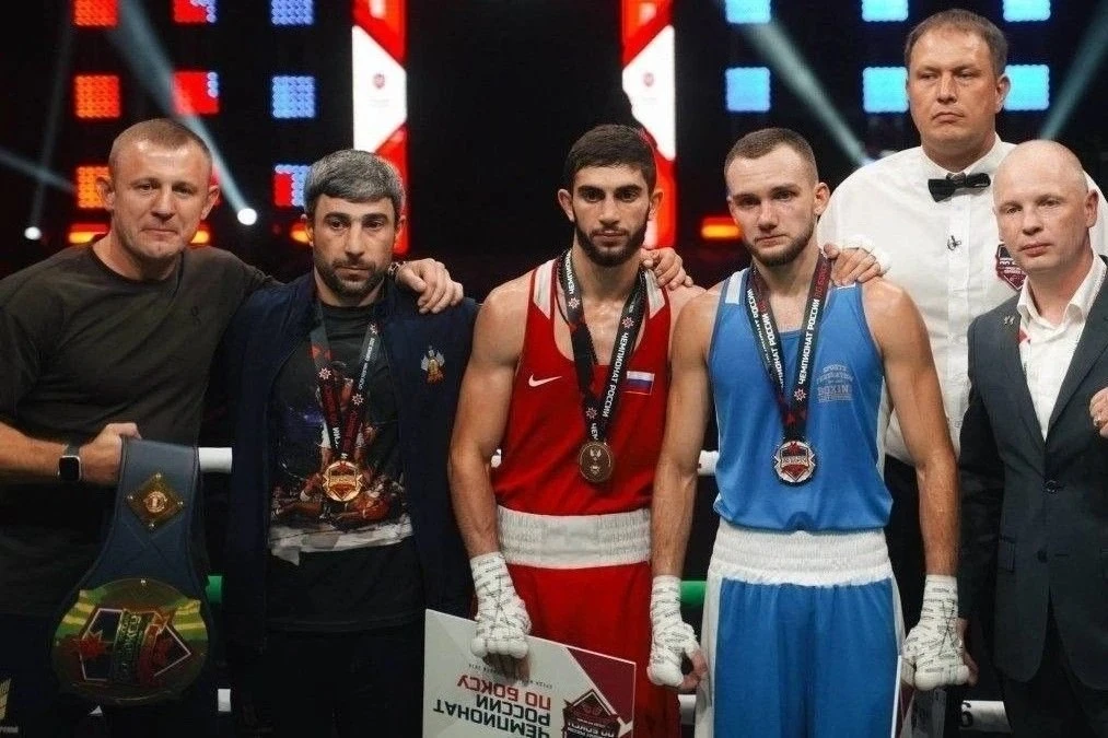 🥊🥇 Гордость Сочи: 22-летний Андрей Пегливанян стал трёхкратным чемпионом России по бо...