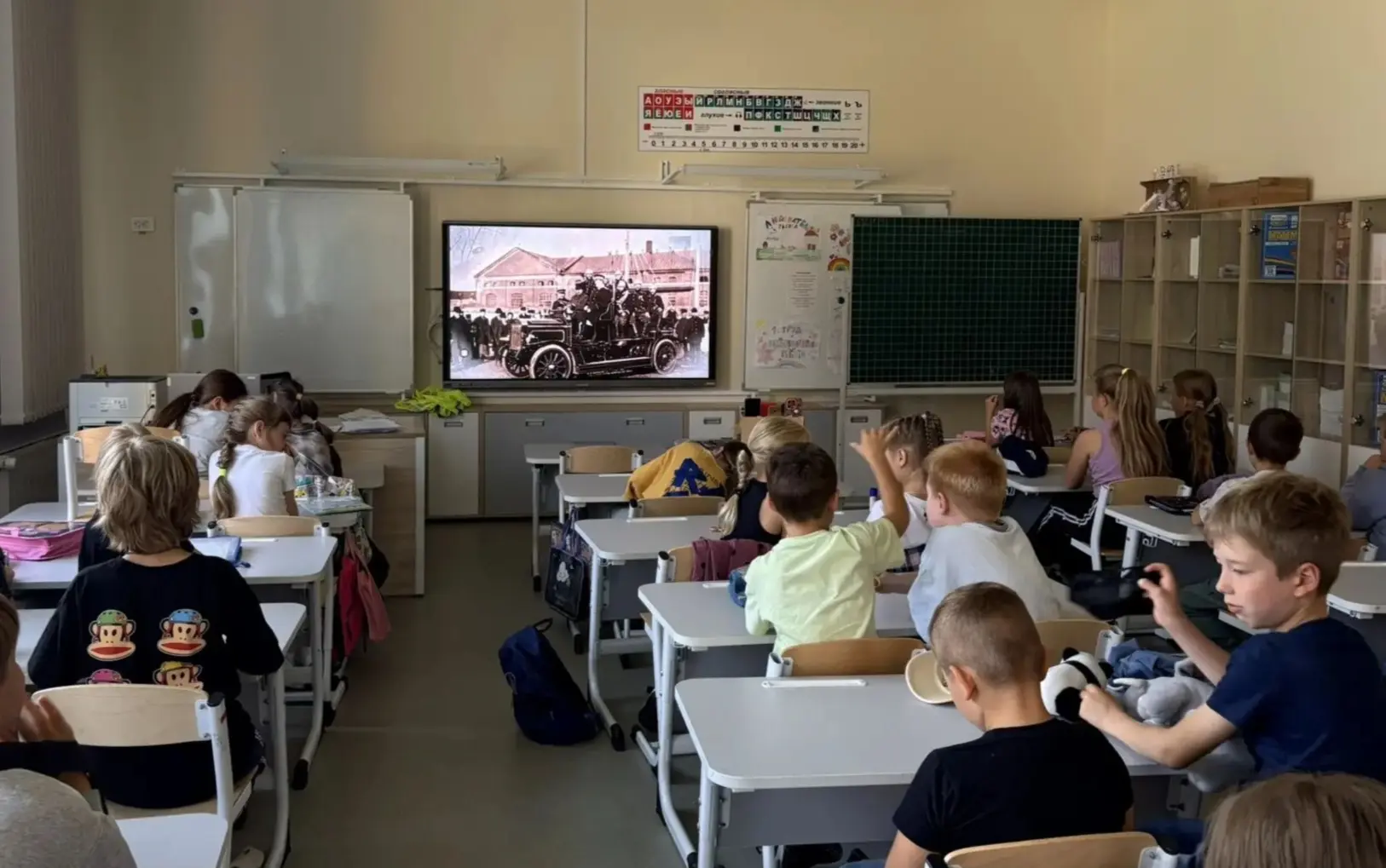 🌟 В пришкольном лагере "Юный патриот" время летит незаметно, ведь каждый день здесь пр...