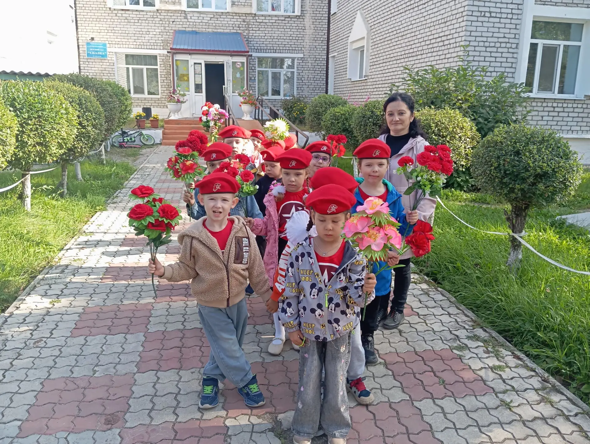 Сегодня на Центральной площади поселка Магдагачи состоялась торжественная церемония воз...