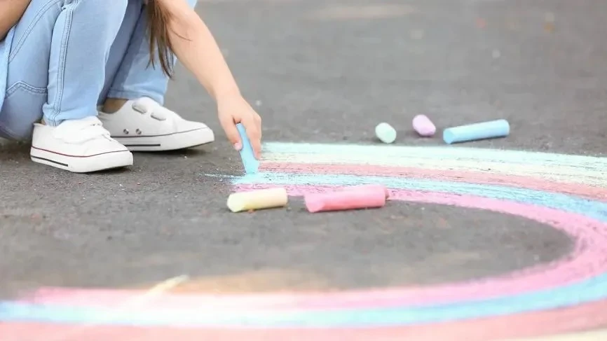 🎨 ВНИМАНИЕ, КОНКУРС РИСУНКОВ НА АСФАЛЬТЕ!🎨