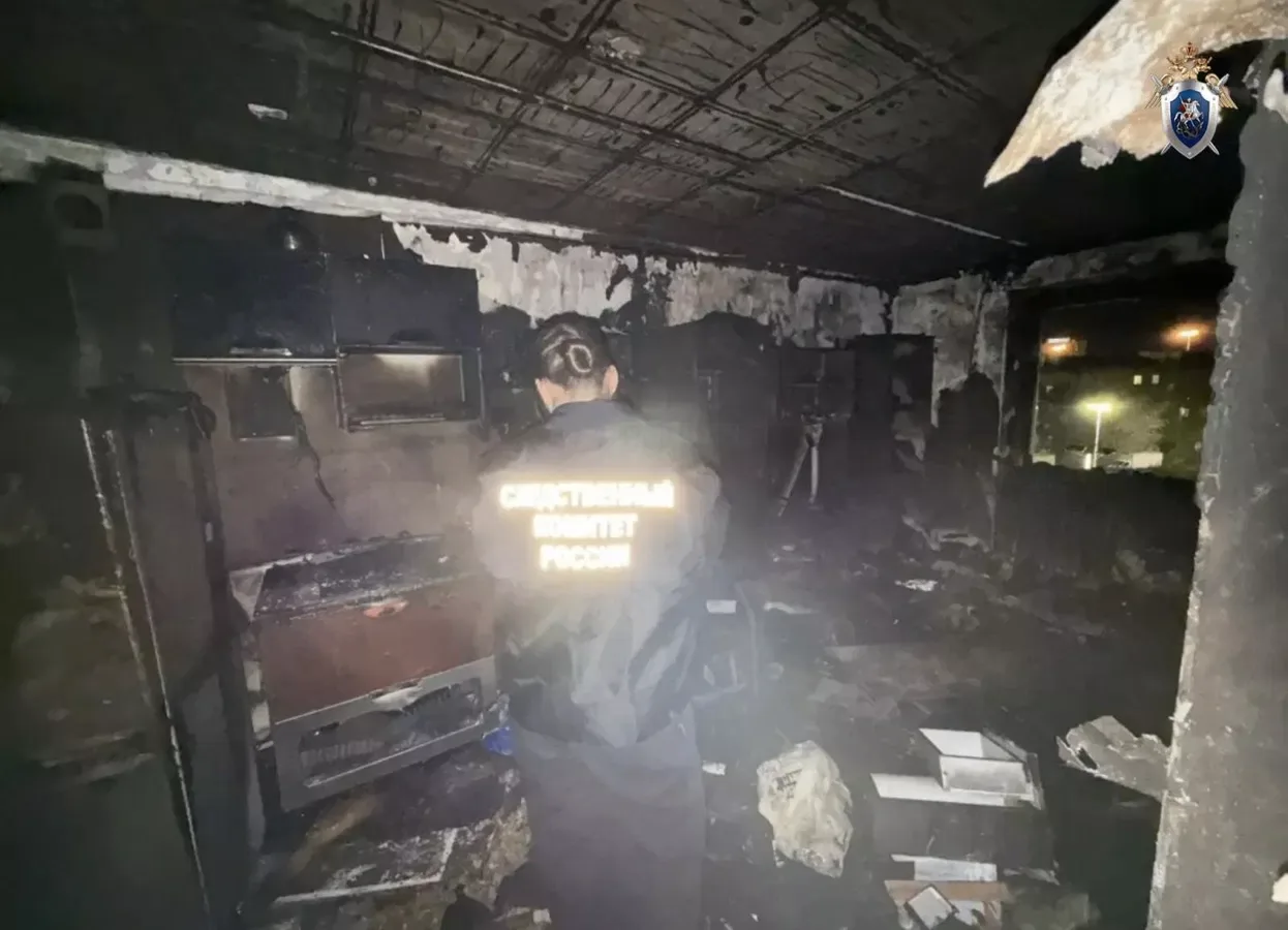 Младенец погиб во время пожара в Петербурге.