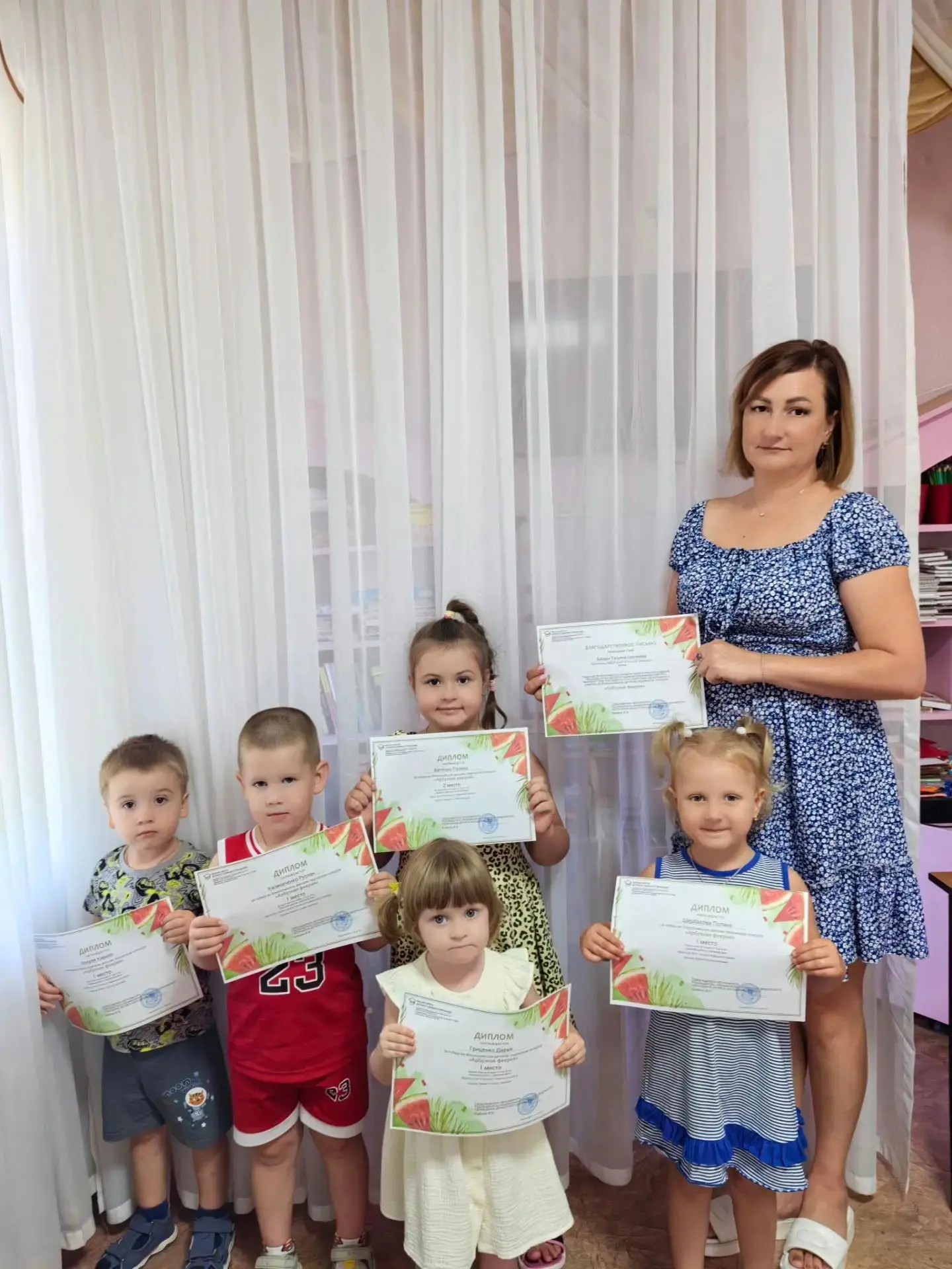 Ребята из группы "Непоседы" приняли участие во Всероссийском творческом конкурсе "Арбуз...