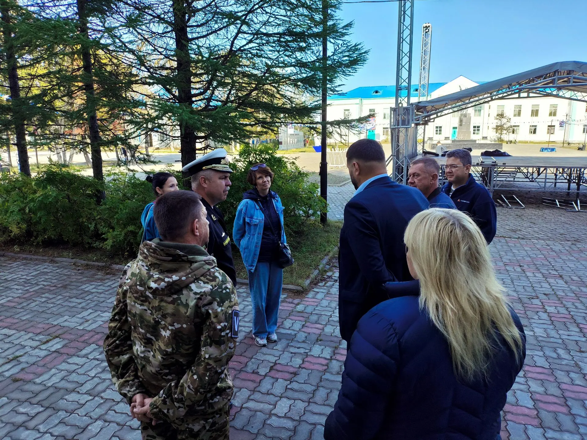 В Охотске уже царит праздничное оживление. Здесь активно идут приготовления к 100-летне...