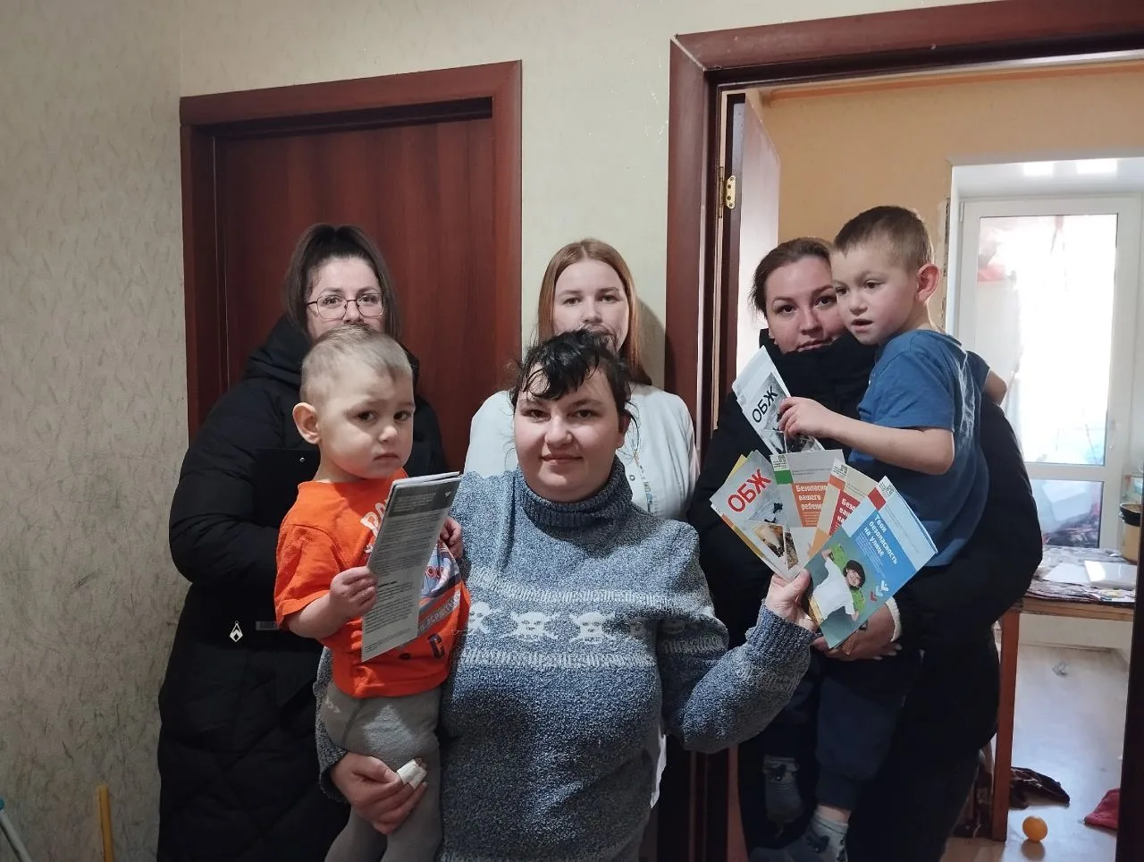 Специалистами  по социальной работе Комплексного центра Кирилловского района совместно ...