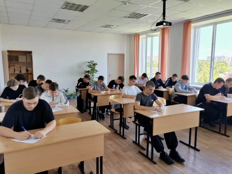 ✍🏼Пушкинский диктант: связь поколений через слово