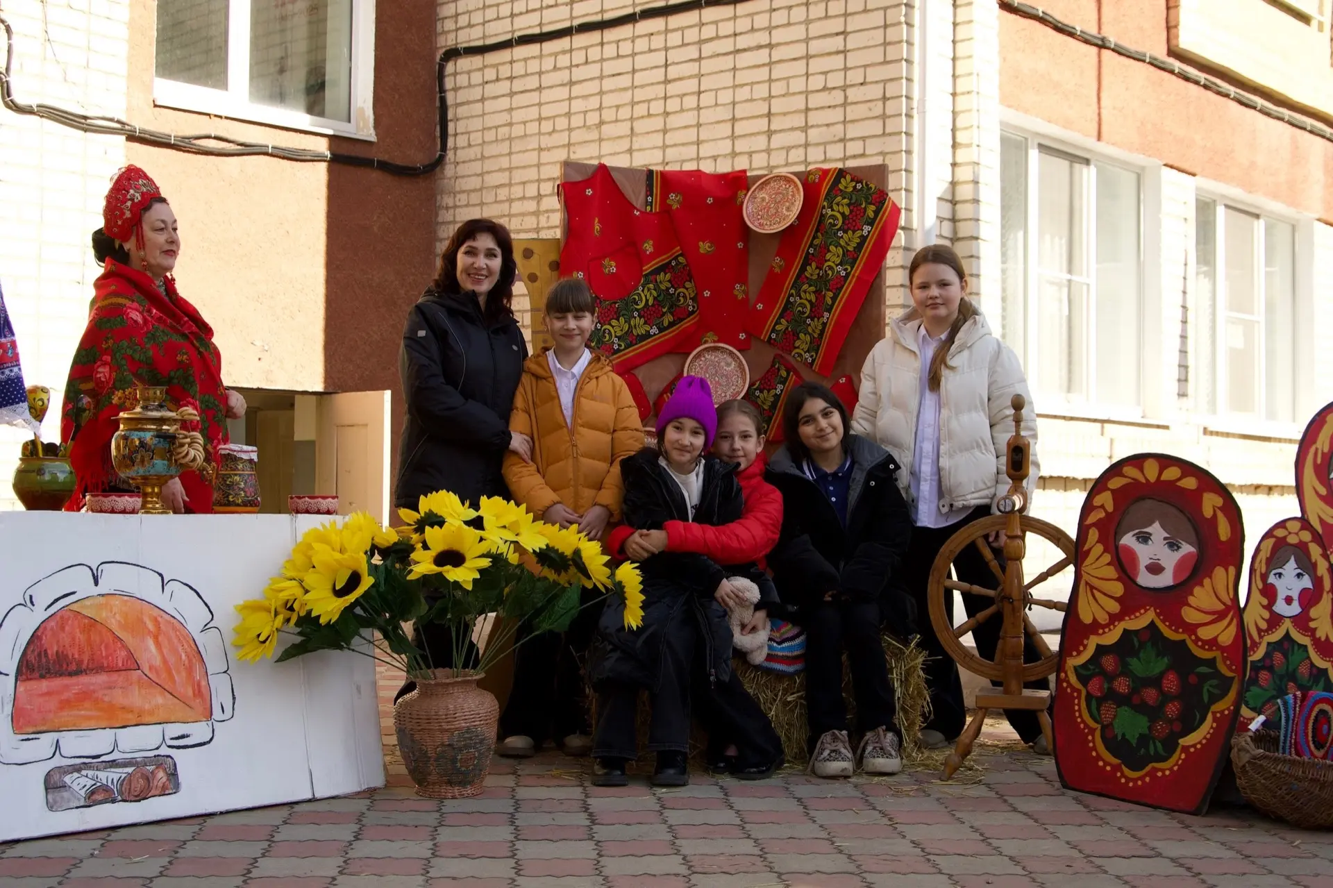 🌞ЭХ, МАСЛЕНИЦА! Весело, задорно и познавательно прошла Масленица в нашей 20 школе! 🌞 Масленица – это