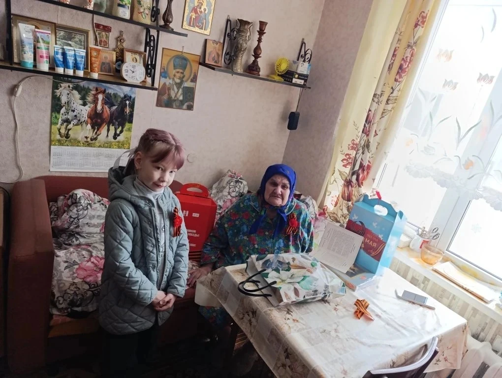 Порой не спали и не ели,