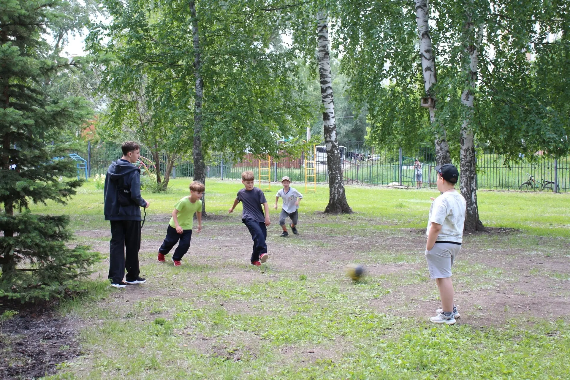 🌞 Лето в лагере: спорт, знания и творчество!
