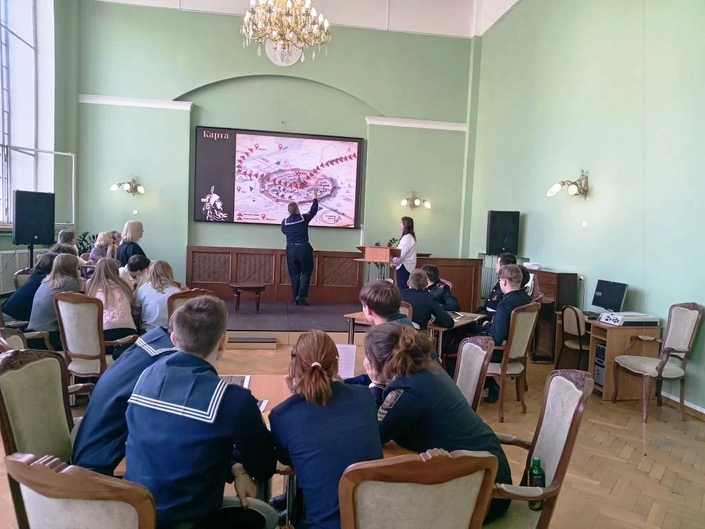 🎖️ Курсанты четвёртой площадки Морской технической академии имени адмирала Д.Н. Сенявина приняли акт