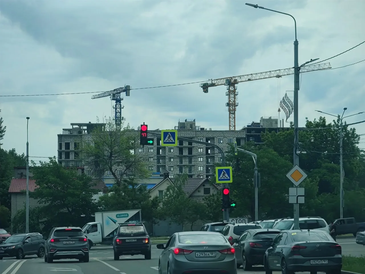 🏠 Так сегодня выглядит ЖК «Дружба» в Луганске

Специалистами выполняется завершение работ по кладке