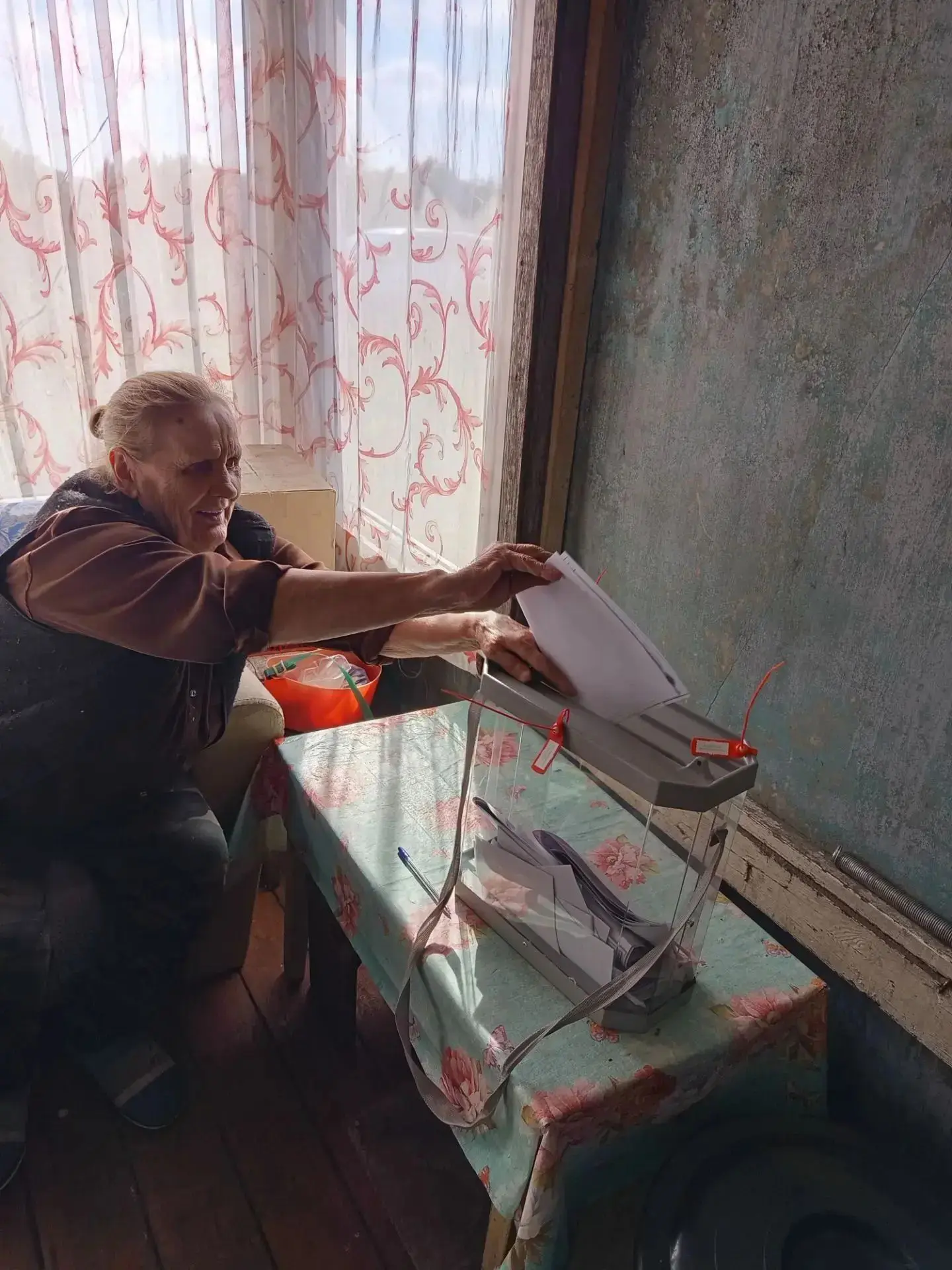 Продолжаем голосовать и на дому в том числе