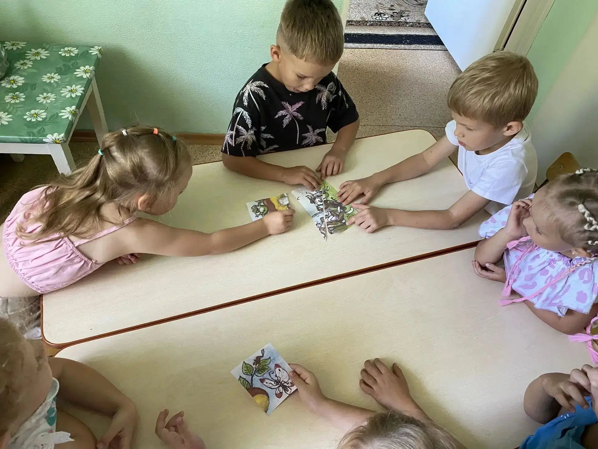 В средней группе «Солнышко» под руководством #Типсиной_Дарьи_Михайловны прошла увлекательная литерат