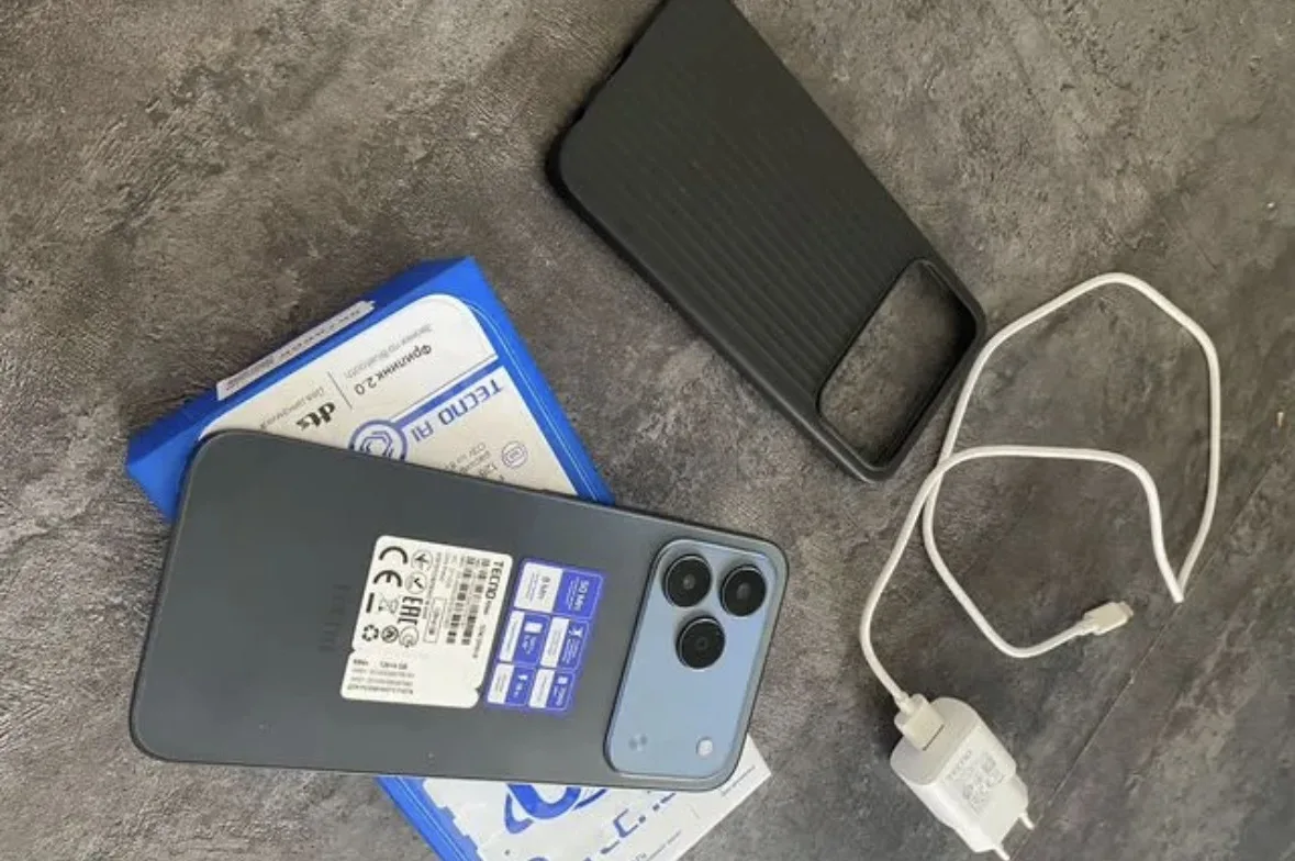 Продаю свой мобильный телефон TECNO Spark 50 в отличном состоянии. Телефон зелёного цве...