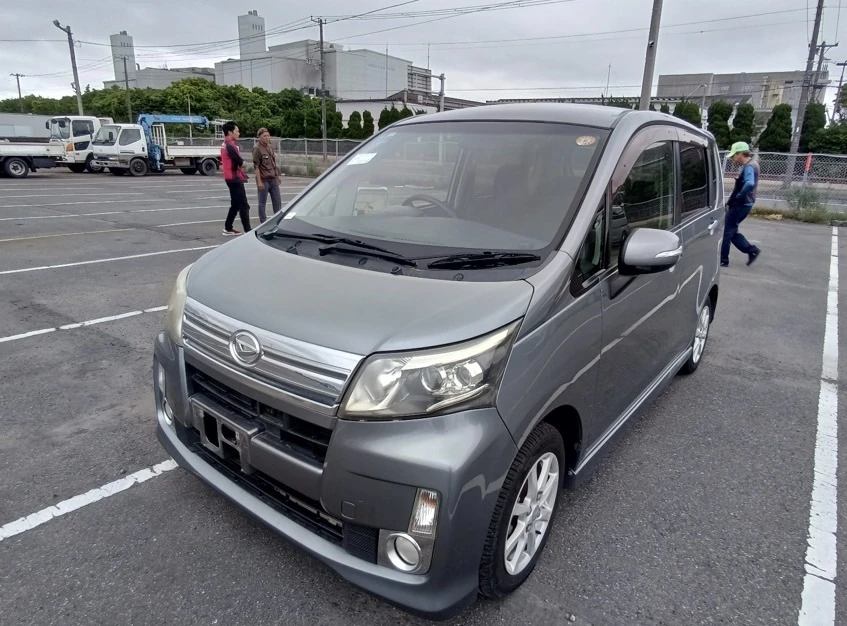 Daihatsu Move купленный 26 мая прибыл в порт Японии, экспортные документы готовы, судно...