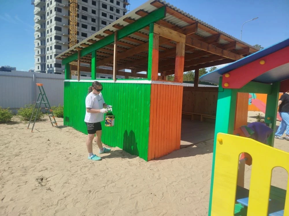 Работа кипит!

🏠 Детский сад временно не принимает малышей, но это не значит, что воспитатели ушли 
