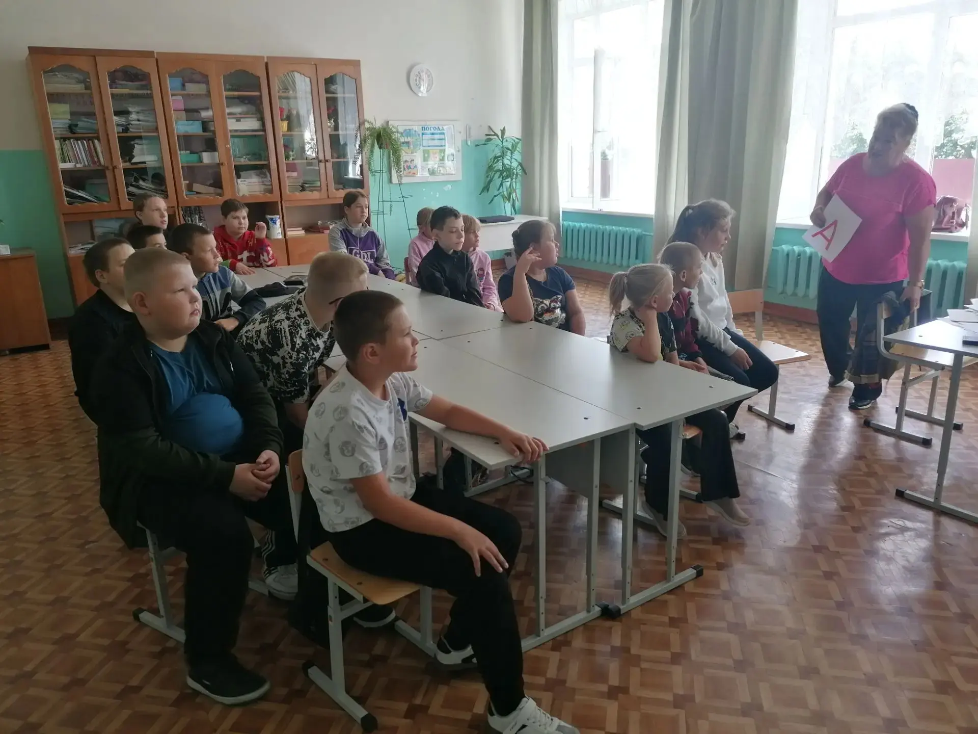 Все профессии нужны, все профессии важны! 
Сегодня в летнем лагере было проведено мероприятие " Азбу
