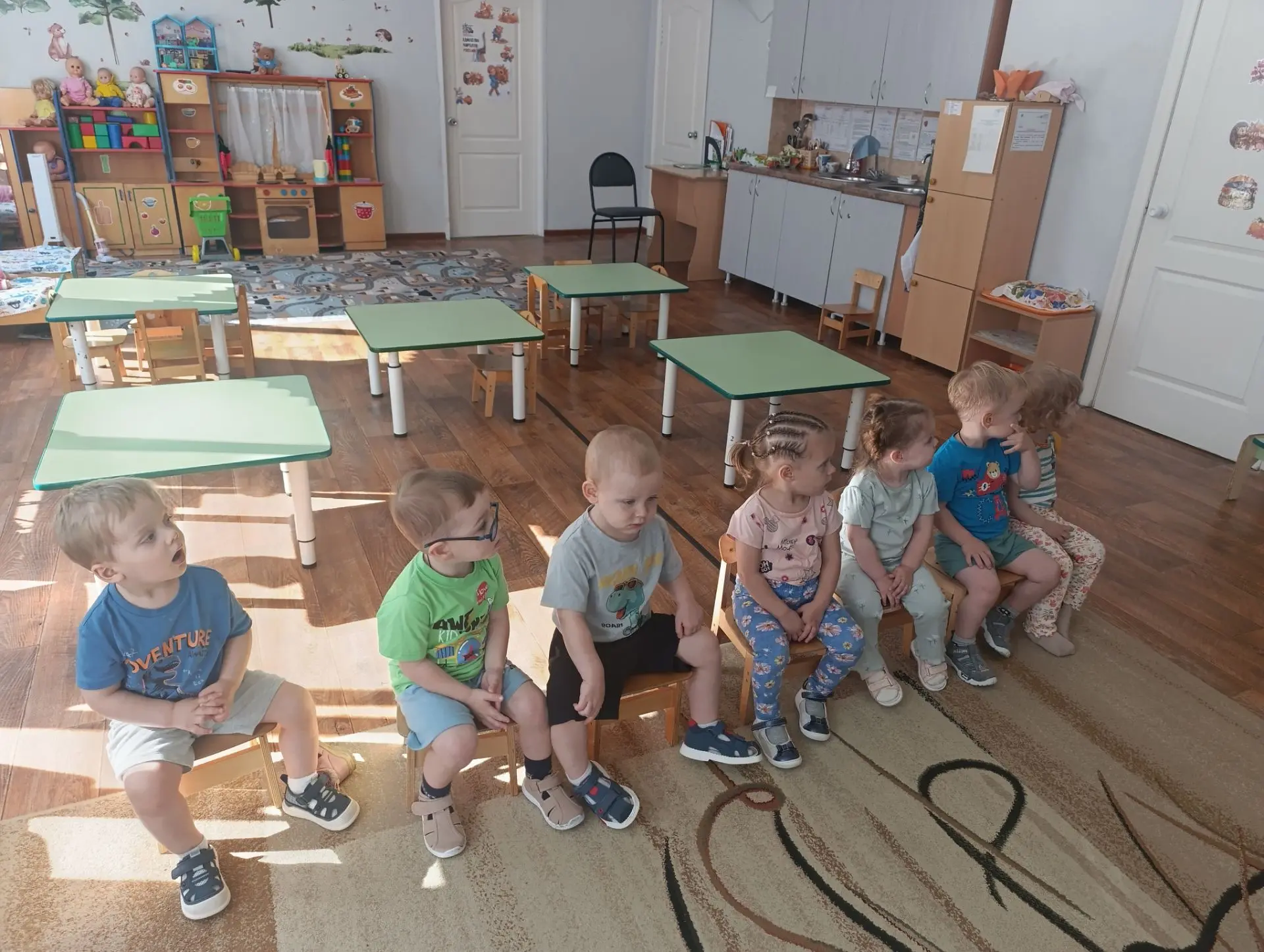 На музыкальном занятии малыши весело играли, и все были в восторге.#сладкиеягодки#малыш...