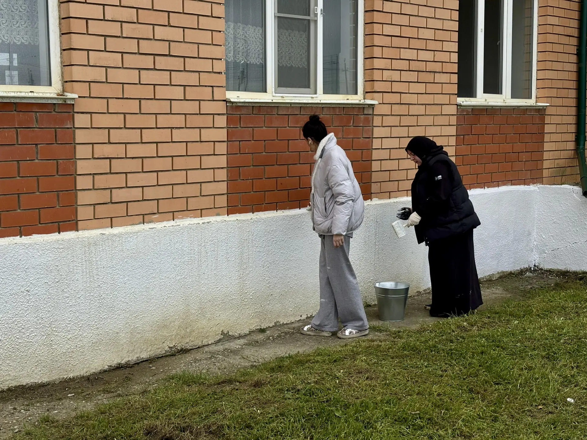 🌍Субботник на переселенческой территории Новолакского района: вместе за чистоту и единство  В рамках