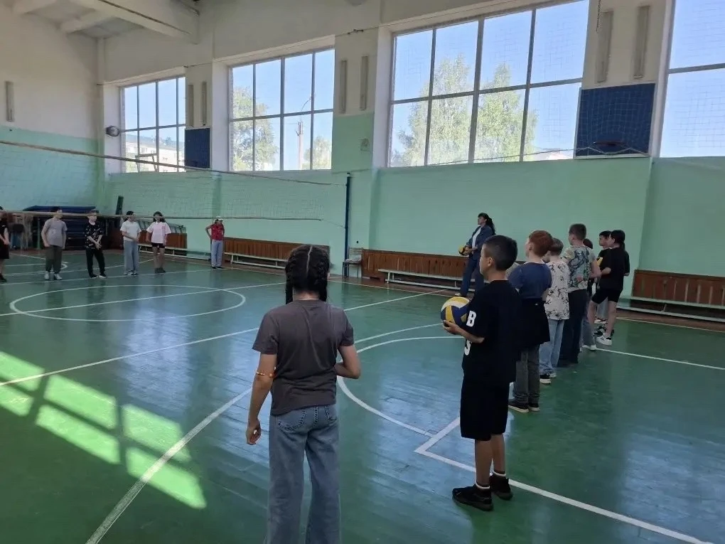 📅 День в нашем школьном лагере прошёл на одном дыхании!

Сегодняшний день был наполнен энергией, дв