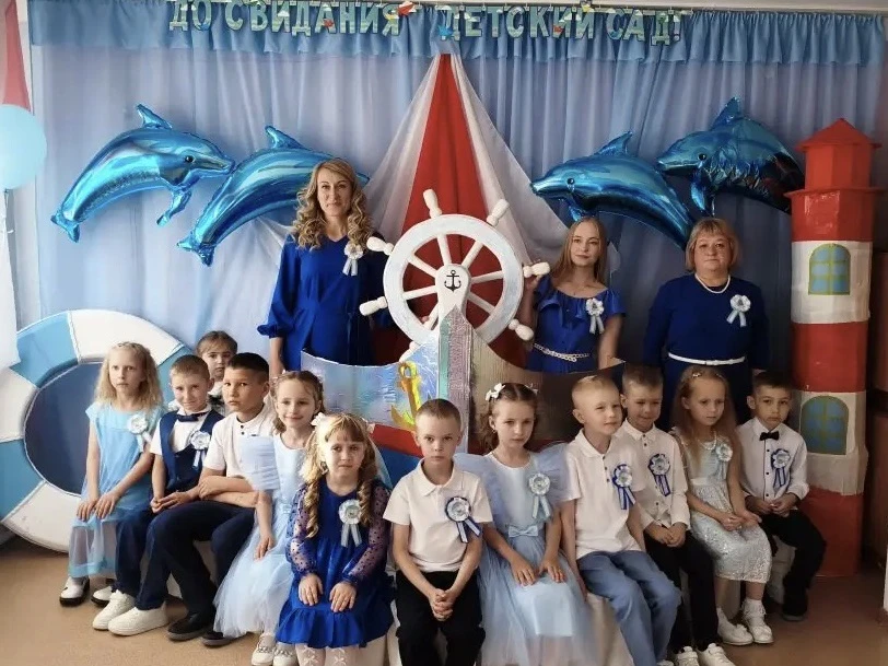 🚢 Счастливого плавания, «Курносики»! В логопедической группе прошел незабываемый выпус...