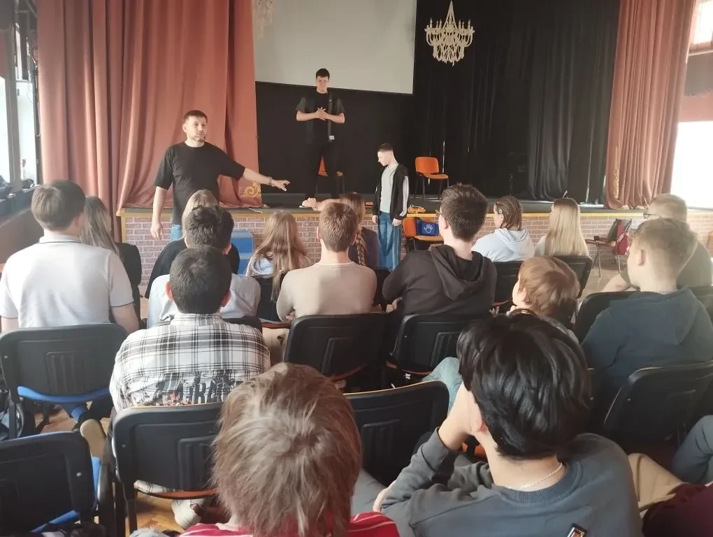 🚨Знать первую помощь — значит спасать жизни! В Школе 1205 к Всемирному дню здоровья (в 2026 году его