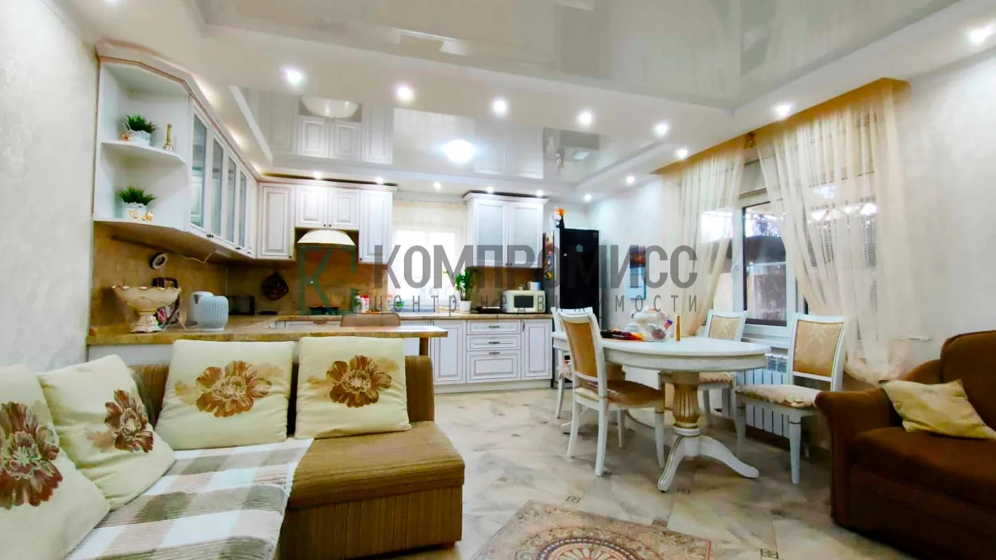 🏠 ID 80845778 Адрес: Краснодарский край, снт Железнодорожник  📍 Уютный дом «заходи и живи» с садом и
