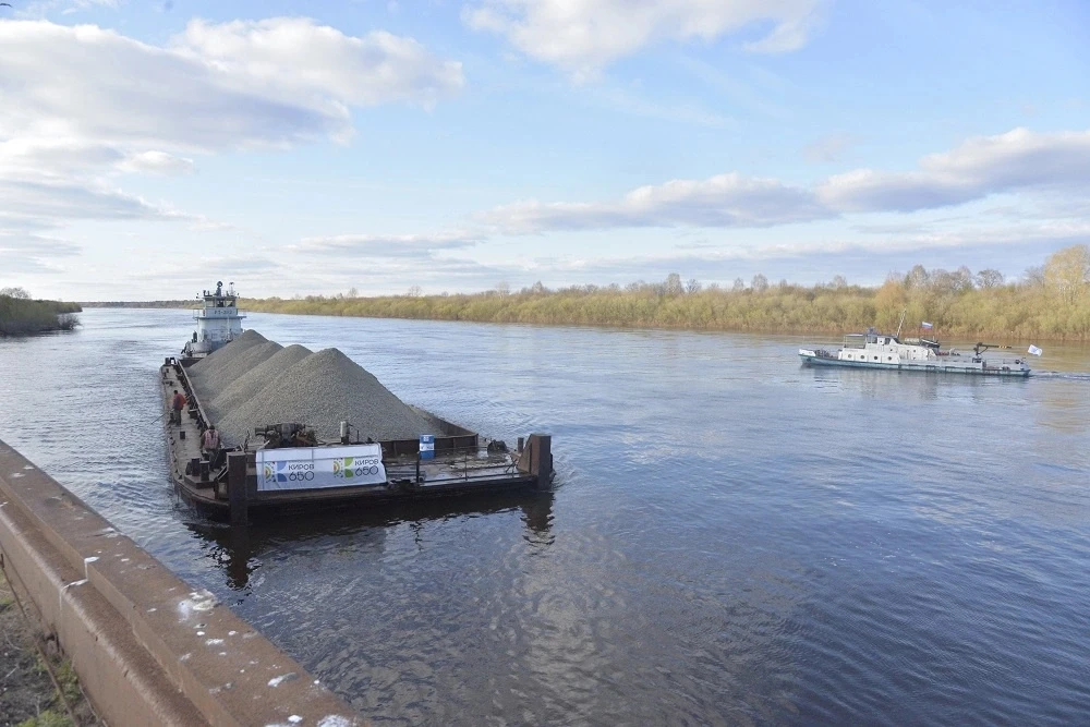 📍В этом году на Вятке углубят судоходный фарватер на 10-километровом участке от грузов...