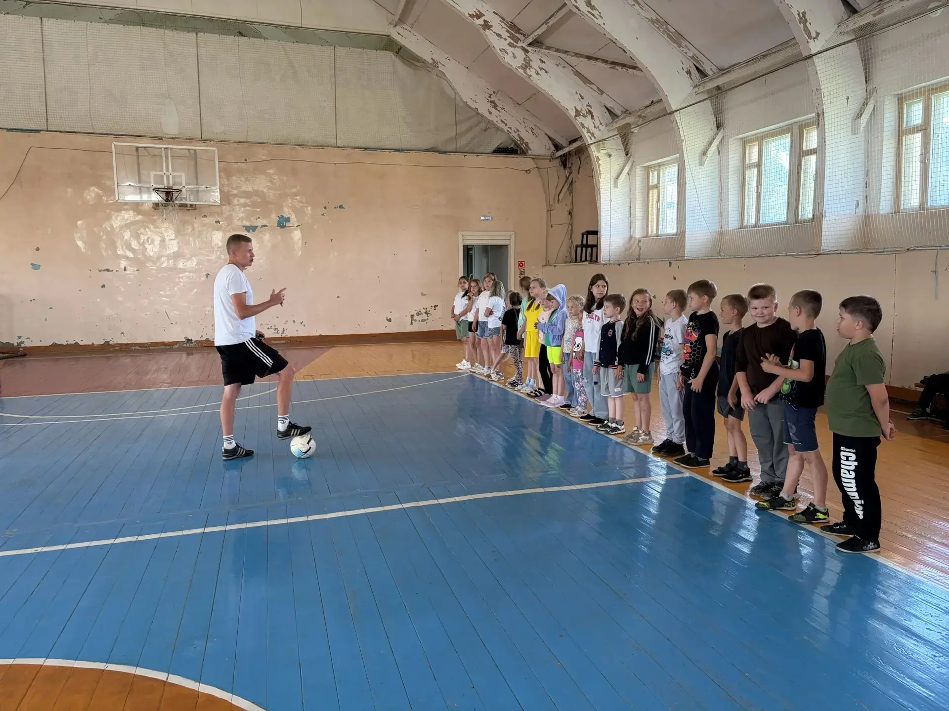 ☀️ 1️⃣9️⃣-й день в ДОЛ «Город Солнца» МБОУ «Лицей N1” р.п. Чамзинка. 
🇷🇺 Тема дня: «Я и моя РоссиЯ