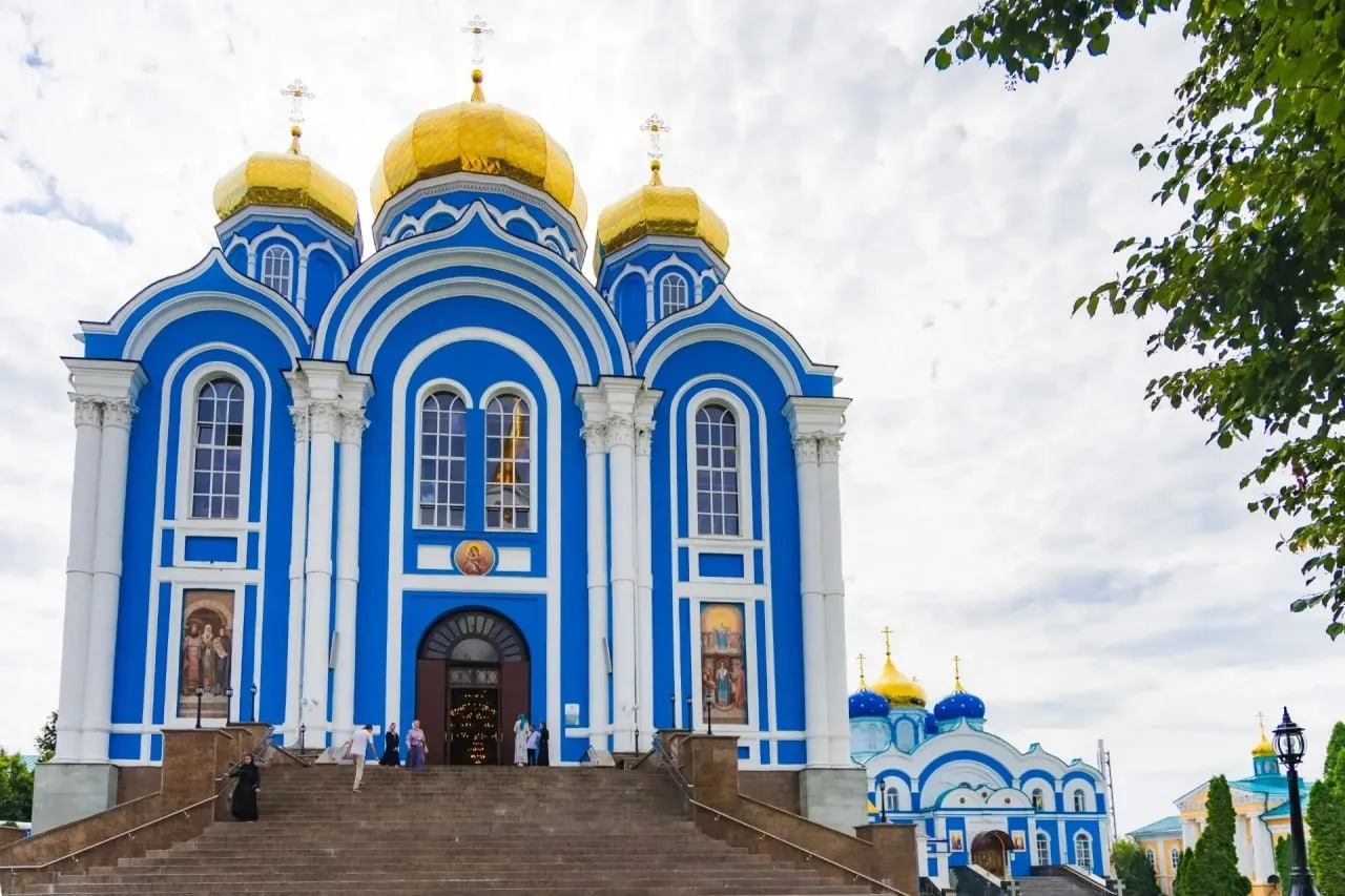 🙏 Святые места Липецкой области станут ближе для жителей региона

В Задонске дали старт проекту «За