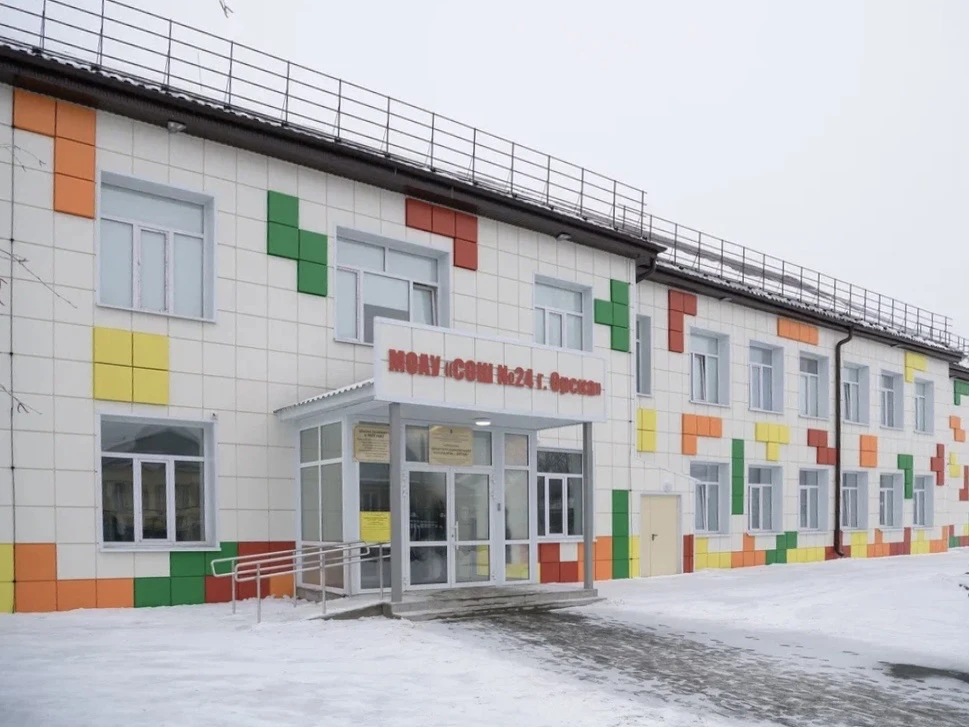 Доброго субботнего вечера, друзья!   Сегодня в нашем городе работал губернатор Евгений Солнцев. Прог