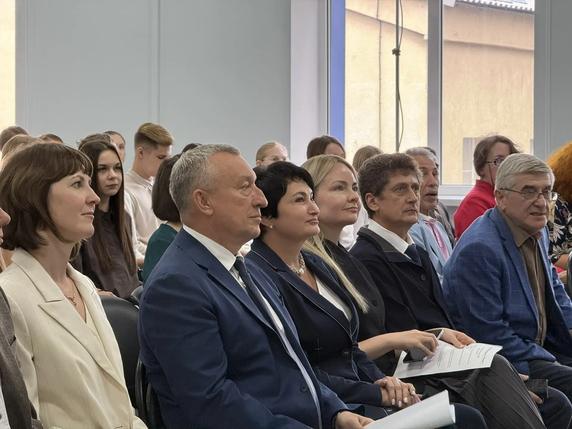 В День знаний приняла участие в торжественной линейке медицинского университета «Реавиз...