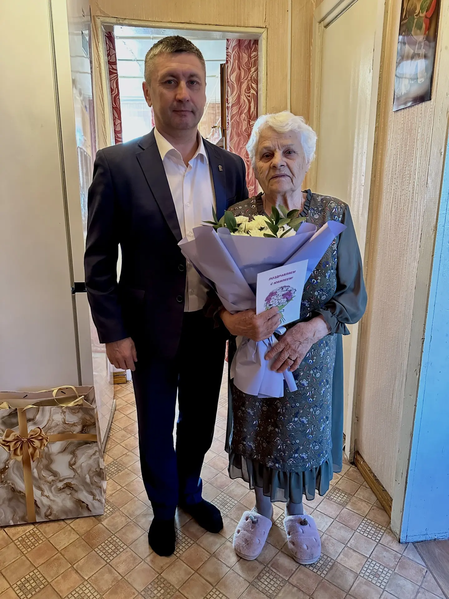 🌷 5 октября 95-летний юбилей отмечает жительница Северобайкальска Владислава Владимиро...