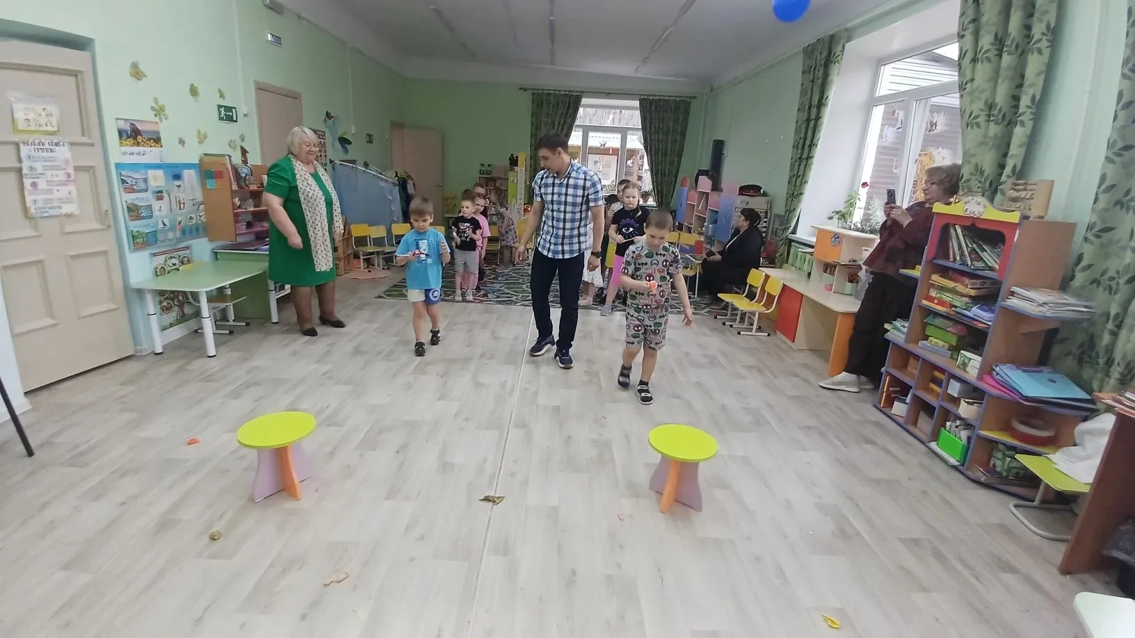 С наступлением весны у всех поднимается настроение. Это лишний раз порадоваться жизни, ...