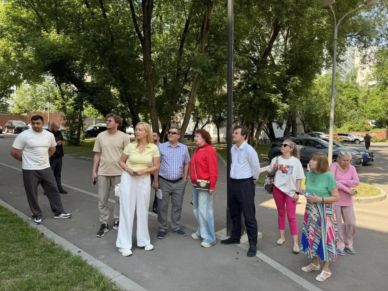 🏘️ В Тверском районе состоялся очередной еженедельный обход территории, посвящённый вопросам капита