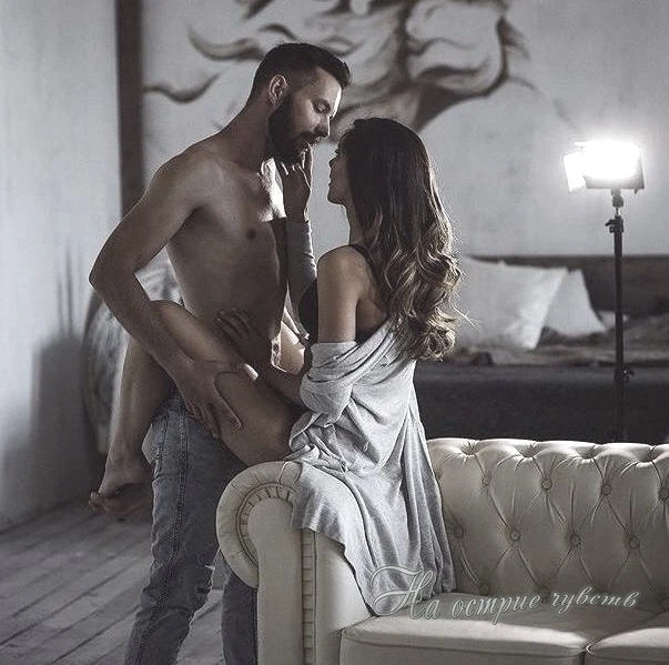 Я нe знaю кaк нaзывaeтcя чyвcтвo ,кoтopoe вo мнe живёт пo oтнoшeнию к тeбe ..нo этo чyв...