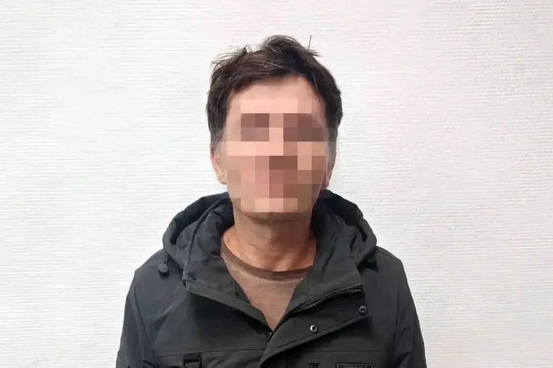 Пособника мошенников задержали за обман трёх жителей Поморья