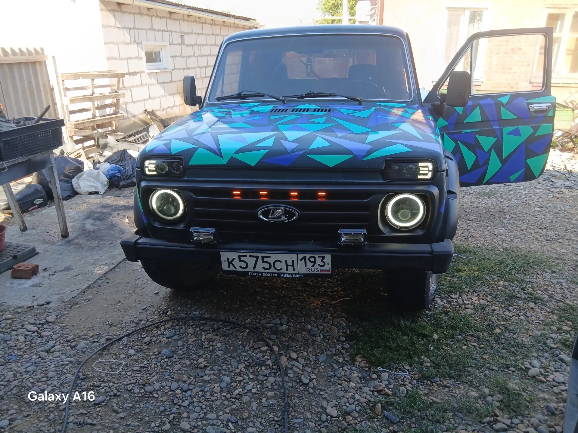 🚗продам личный авто,для своих лет в хорошем состоянии ,кузов живой не гнилой дыр нету,...
