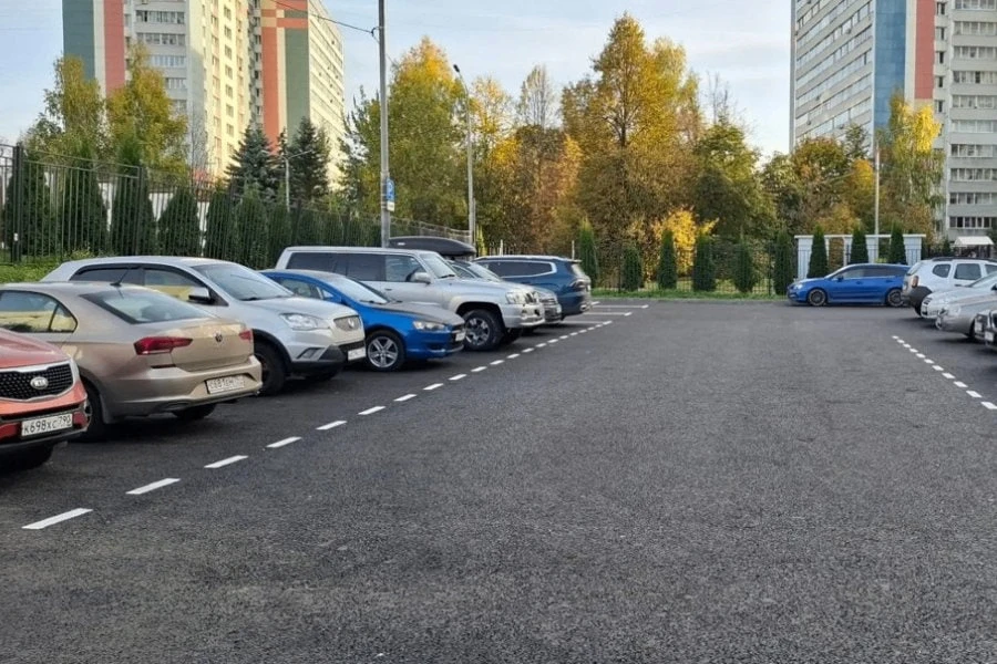 🅿 На дороге к Дворцу творчества детей и молодежи Зеленограда были созданы дополнительн...