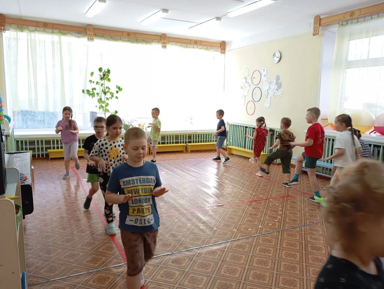В рамках Недели Здоровья в группе «Ромашка» прошла весёлая зарядка 😊🏃‍♂️🏃‍♀️. Меропр...