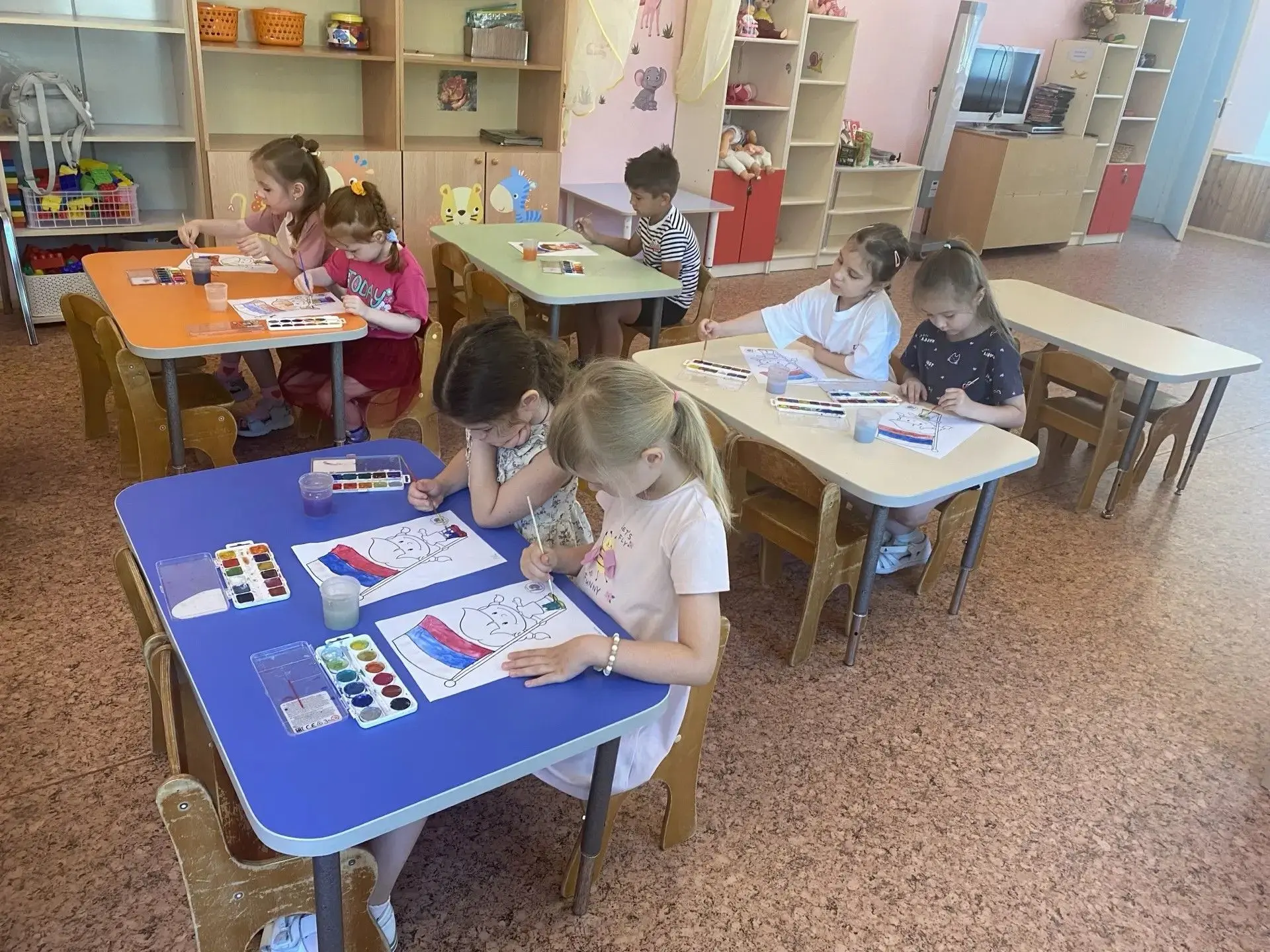 🇷🇺 С чего начинается Родина? С любви к своей стране!
В нашем детском саду прошло занятие, посвящён