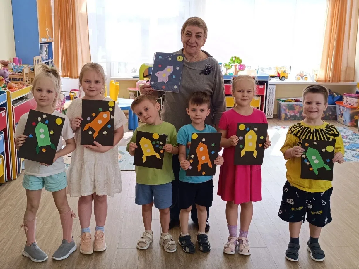 В логопедической группе "Знайки"  прошла активно неделя космоса! Дети с огромным энтузи...