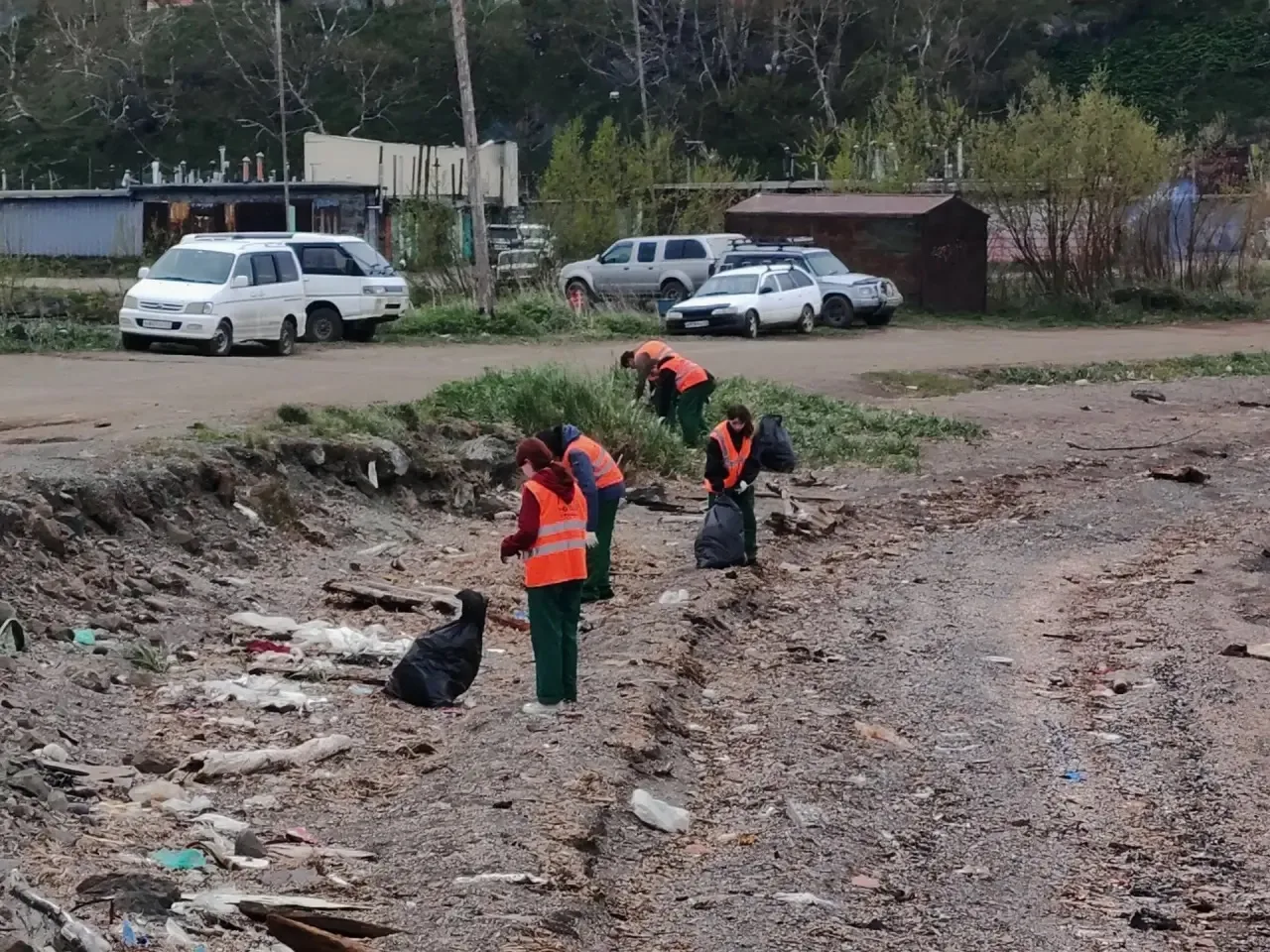 🗑️ Школьные трудотряды за неделю собрали более 600  мешков мусора с улиц Петропавловска
 
Трудовые 