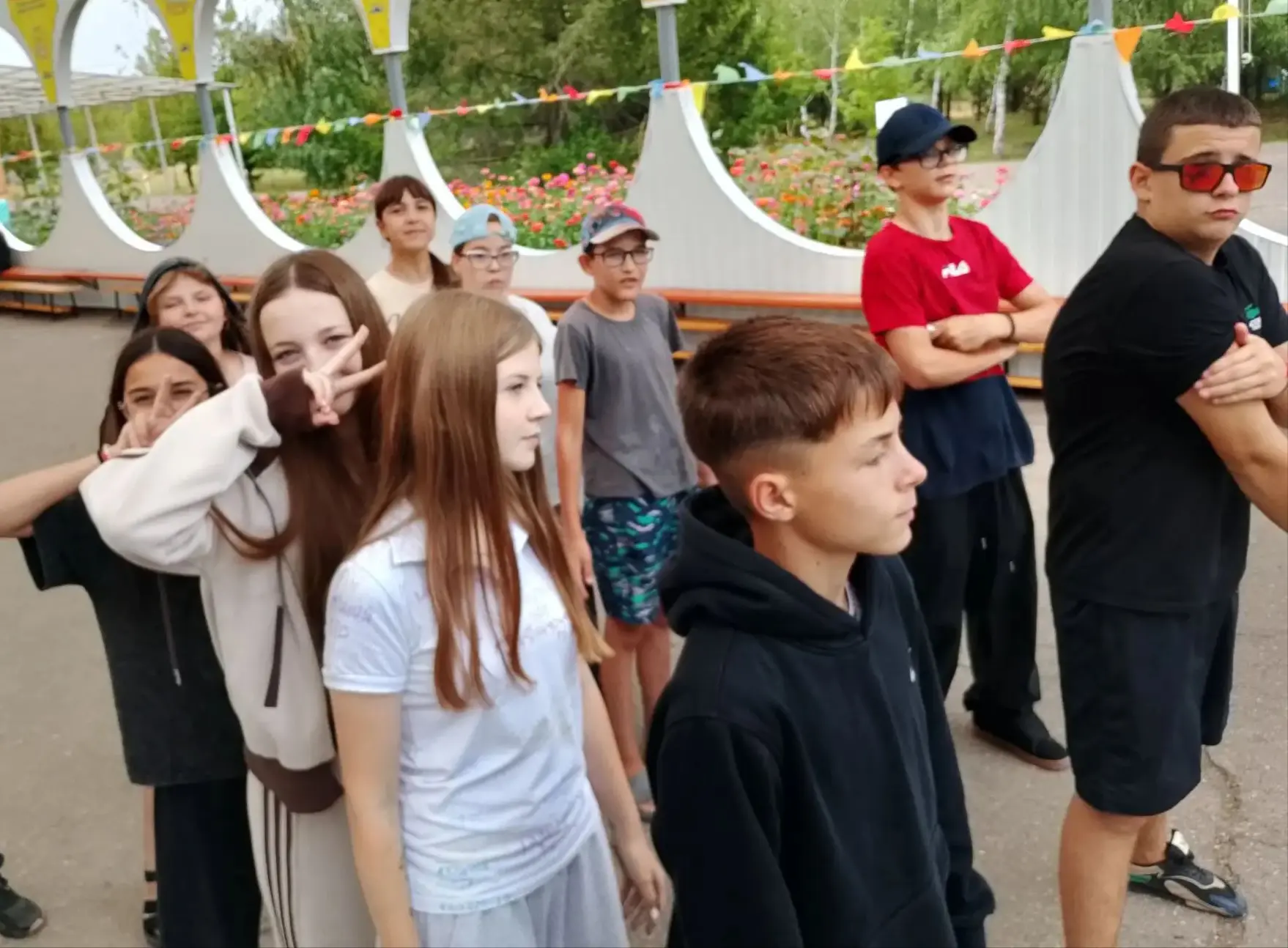 «ЗОЖжем  вместе»:  спортивно - развлекательная  программа