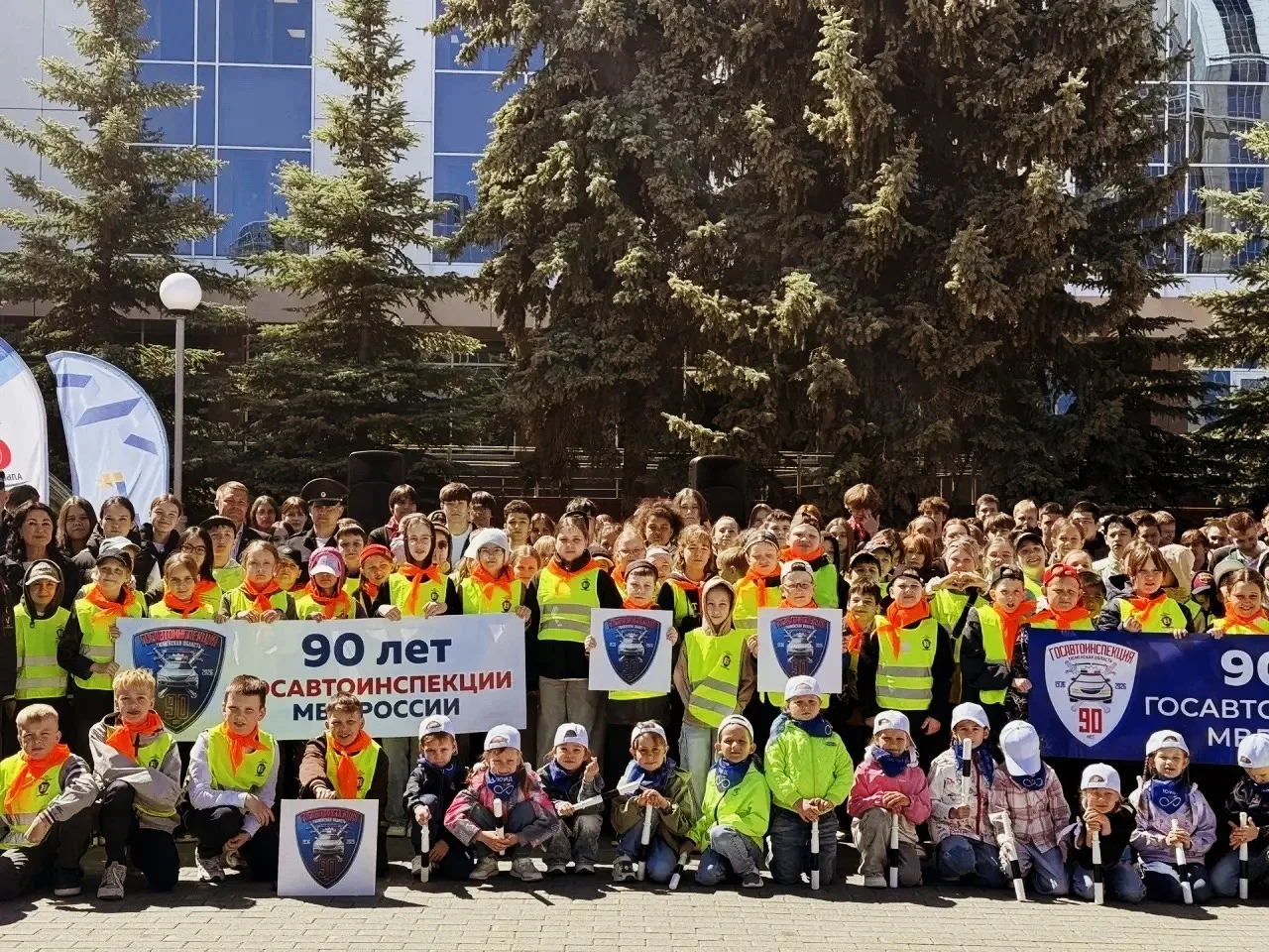 Четвероклассники стали участниками фестиваля #ПРО-БезопасноеДвижение на площади у тюменского Технопа