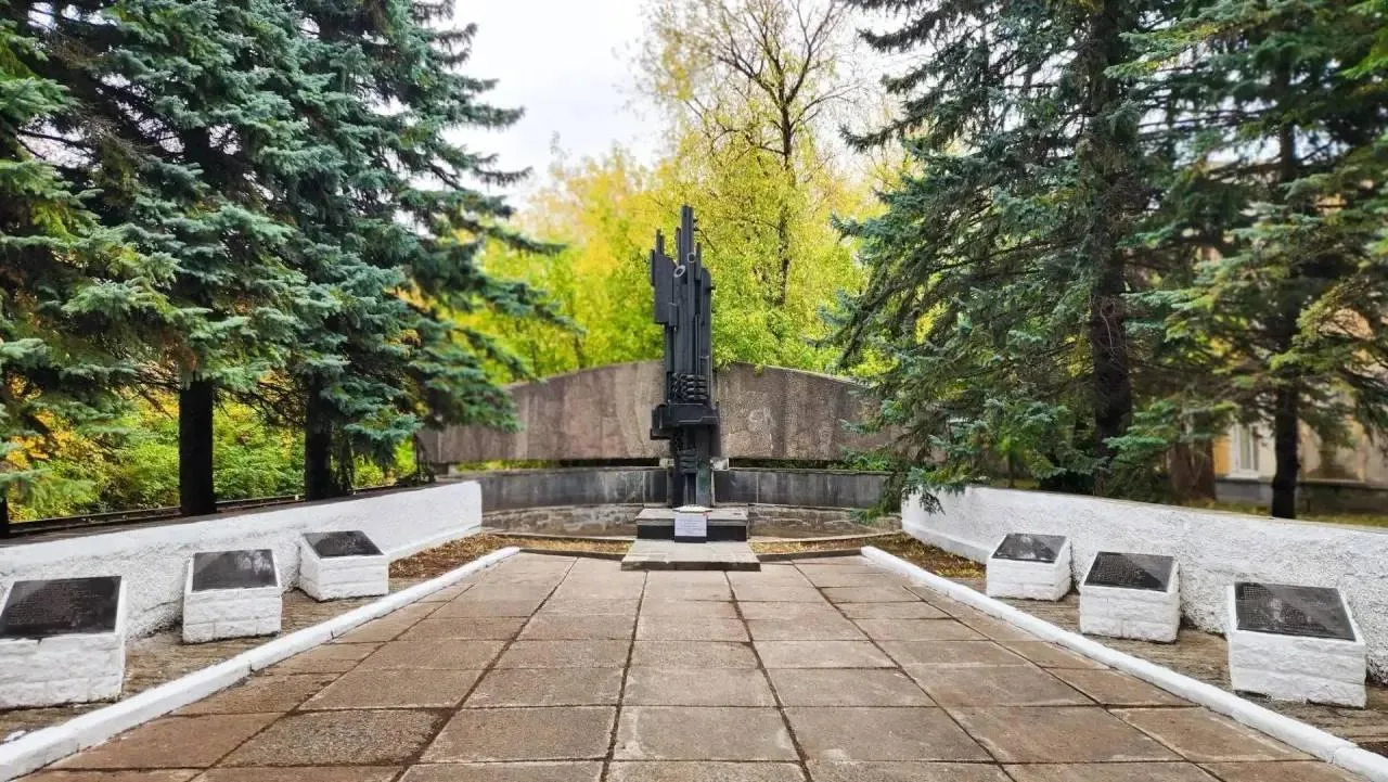🙏🏻 Мемориал погибшим заводчанам привели в порядок в Калуге