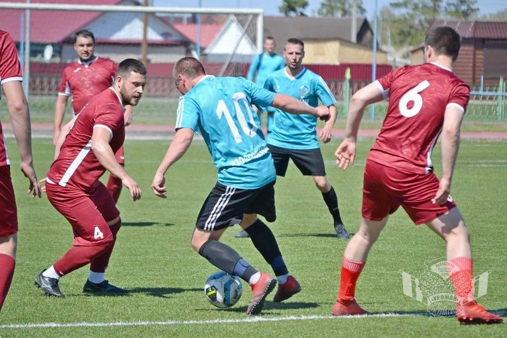 ⚽ Исилькульский район вышел в лидеры футбольного отбора на «Королеву спорта»
Еще две команды досрочн