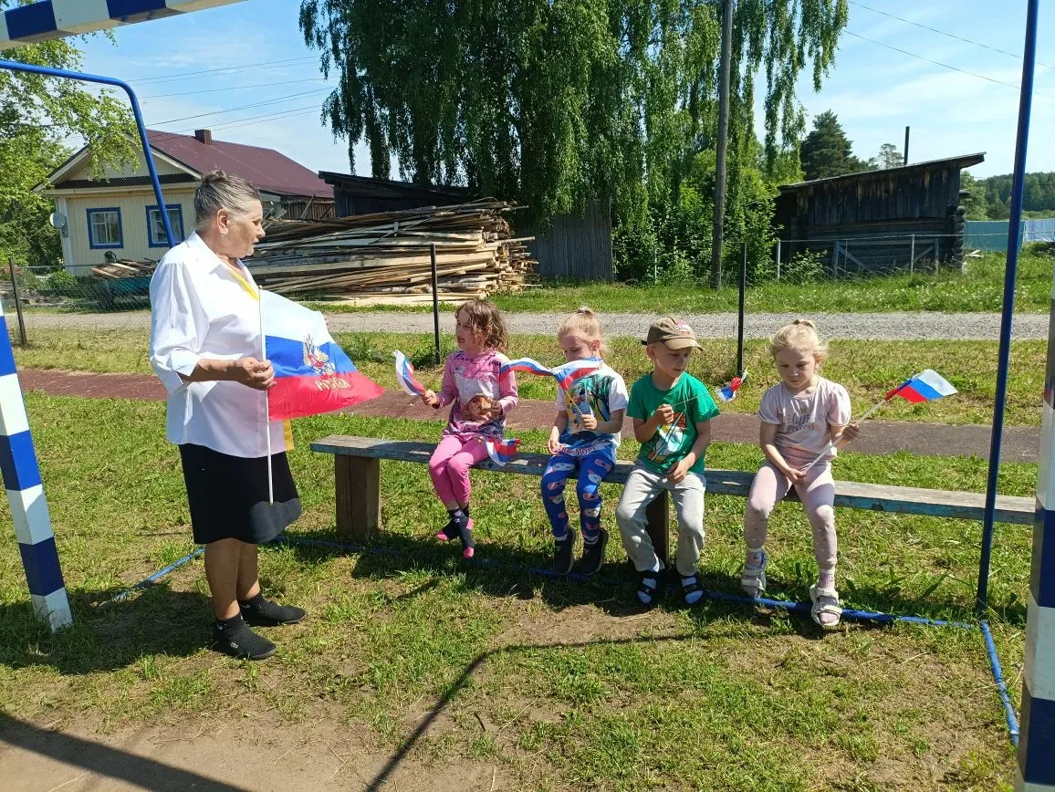 День России  

И снова гости. Будущие первоклассники снова пришли в гости к советнику директора по в