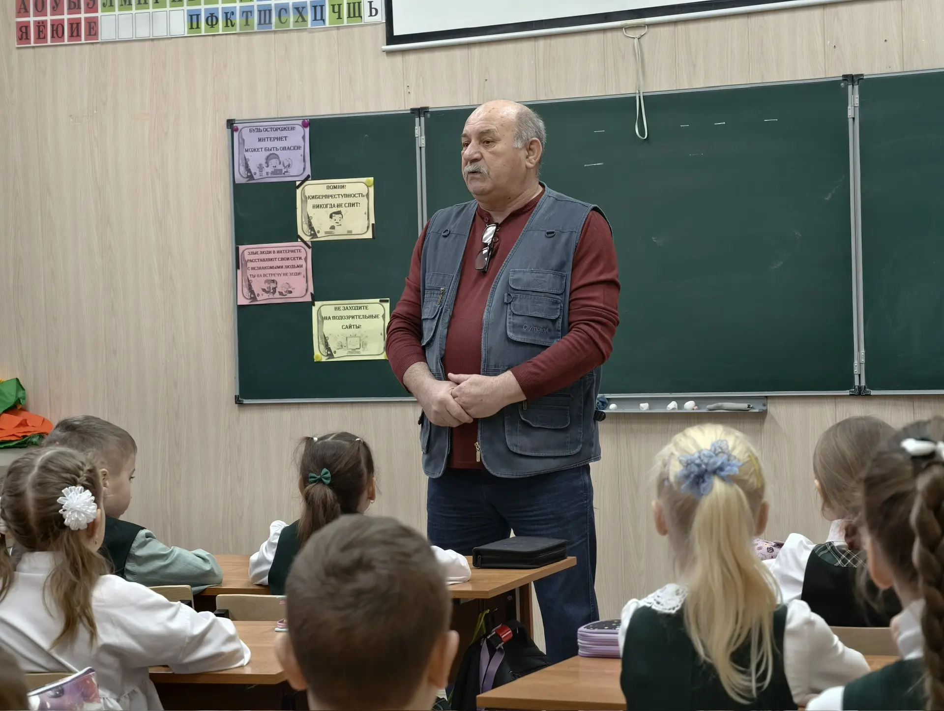 Открытый урок ОБЗР: Учимся культуре безопасности  ⚡️ Сегодня в нашей школе прошли Всероссийские откр