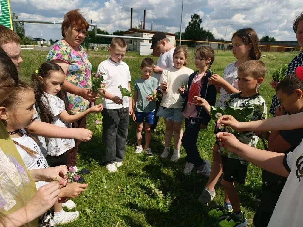 В лагере прошел 🌲🌳День эколога 
🌳🌳🌳Сегодняшний день в пришкольном оздоровительном лагере был по