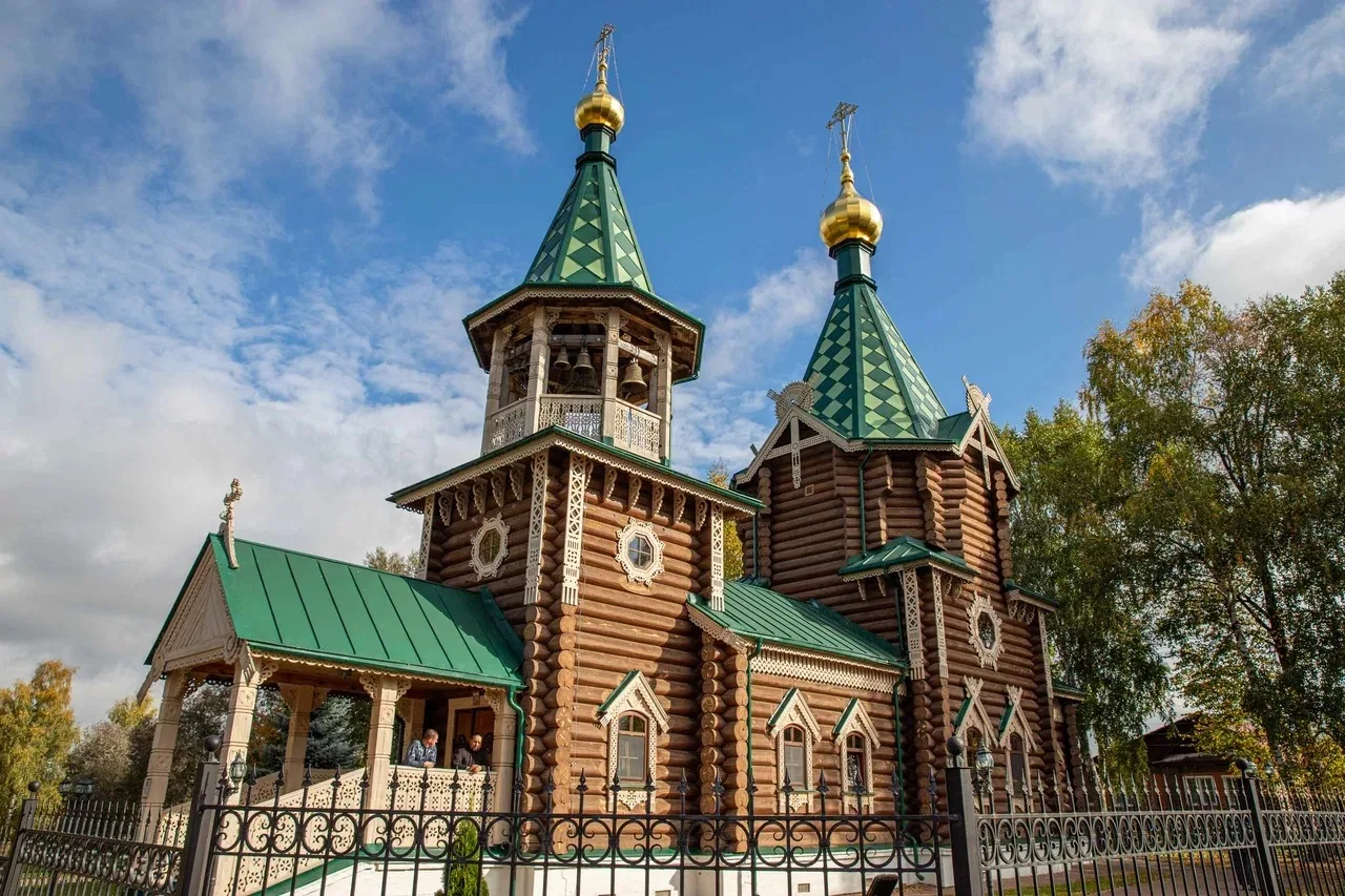 Сегодня в родной Чернухе престольный праздник. И ровно 15 лет с того памятного дня, ког...